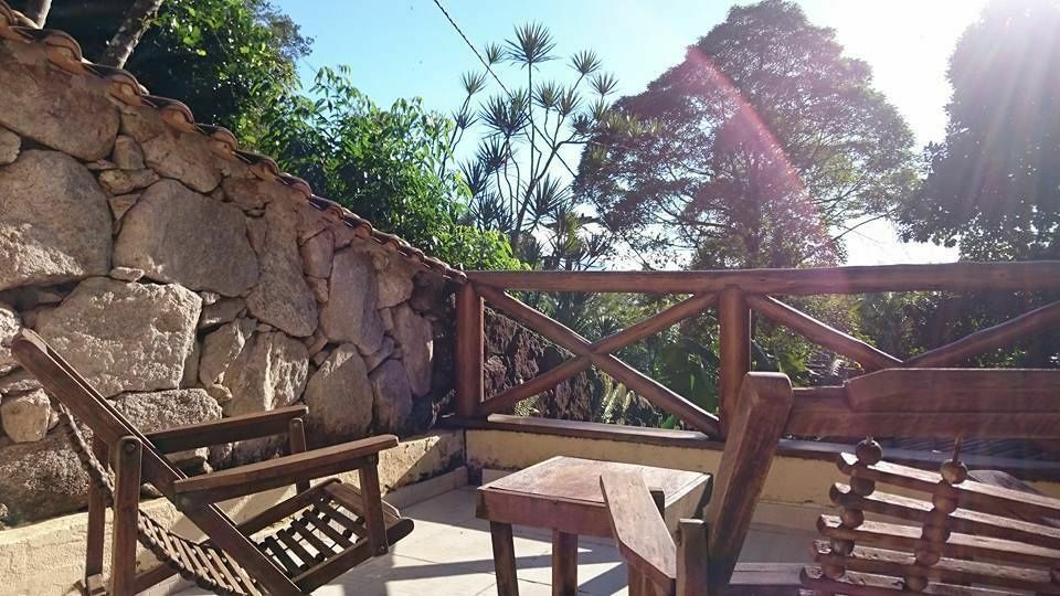 Casa Bonita Hospedagem E Cafe Vila do Abraao Exterior photo